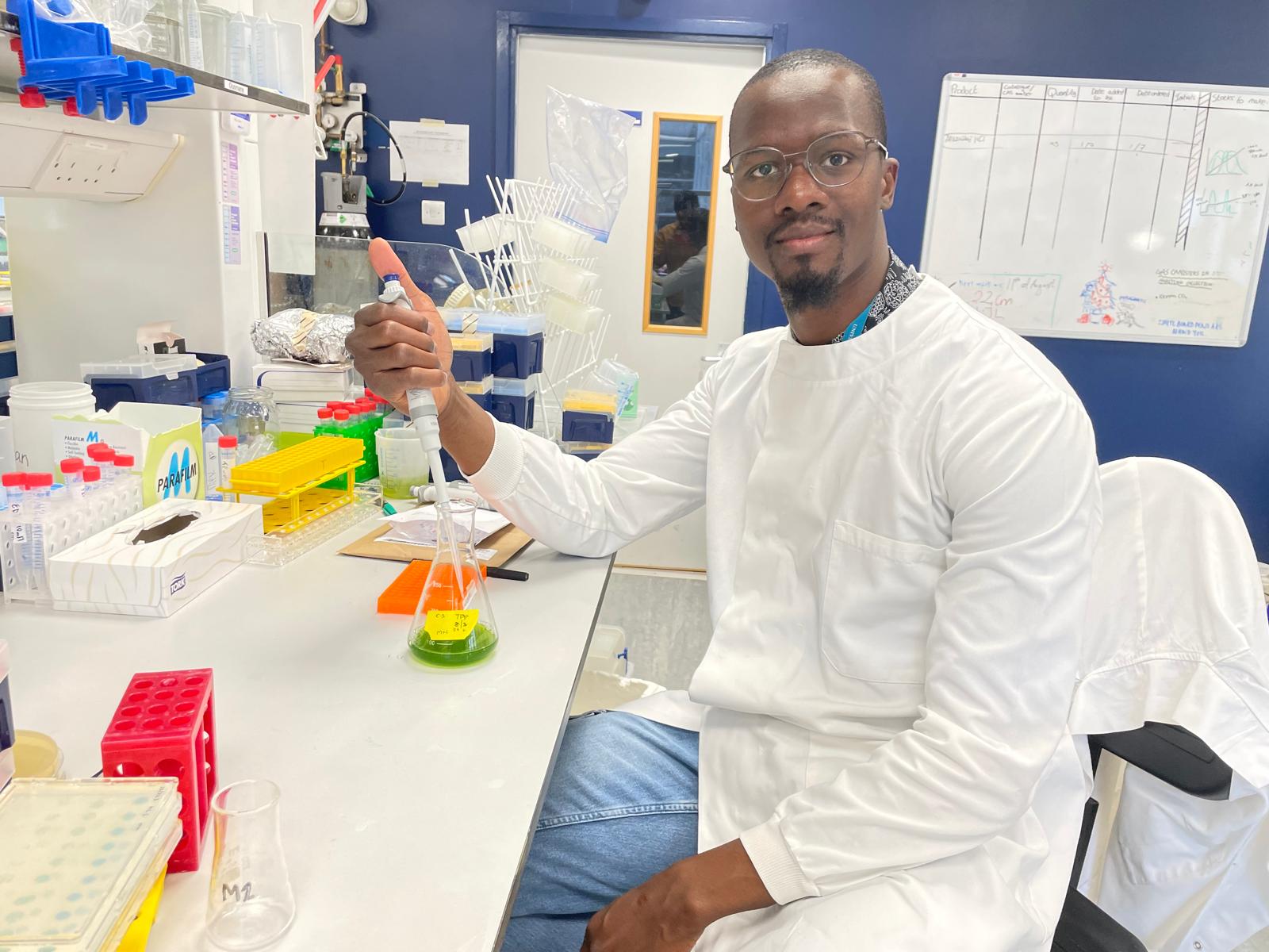Ousmane starts his Royal Society Career Development Fellowship!